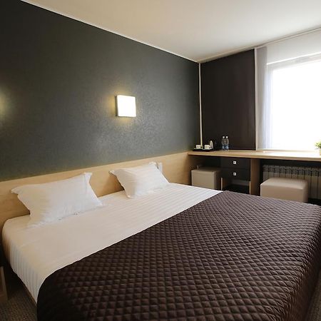 Futuro Hotel Bichkek Chambre photo