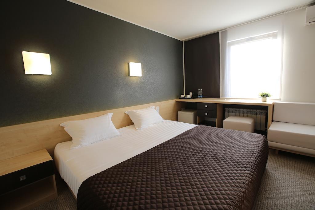 Futuro Hotel Bichkek Chambre photo
